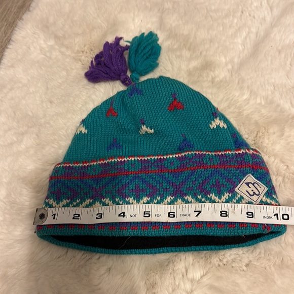 Vintage looking Merkley headgear wool toque - Picture 7 of 9
